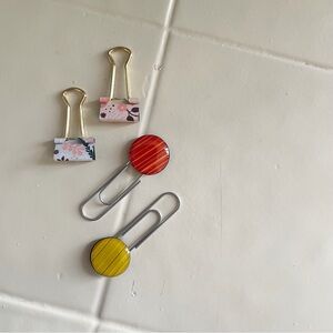 Floral and Striped Paper Clips Set